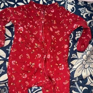 Baby clothes - newborn